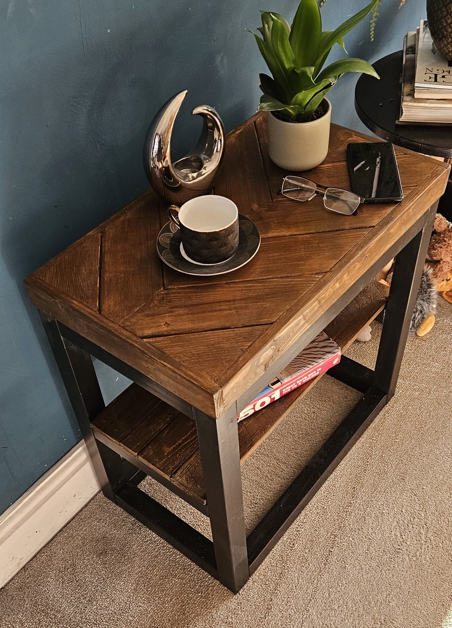 Coffee sofa table