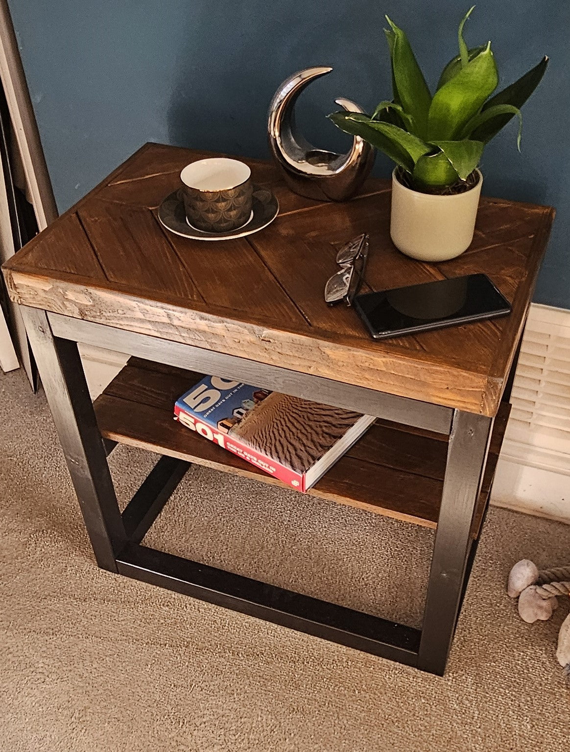 Coffee sofa table